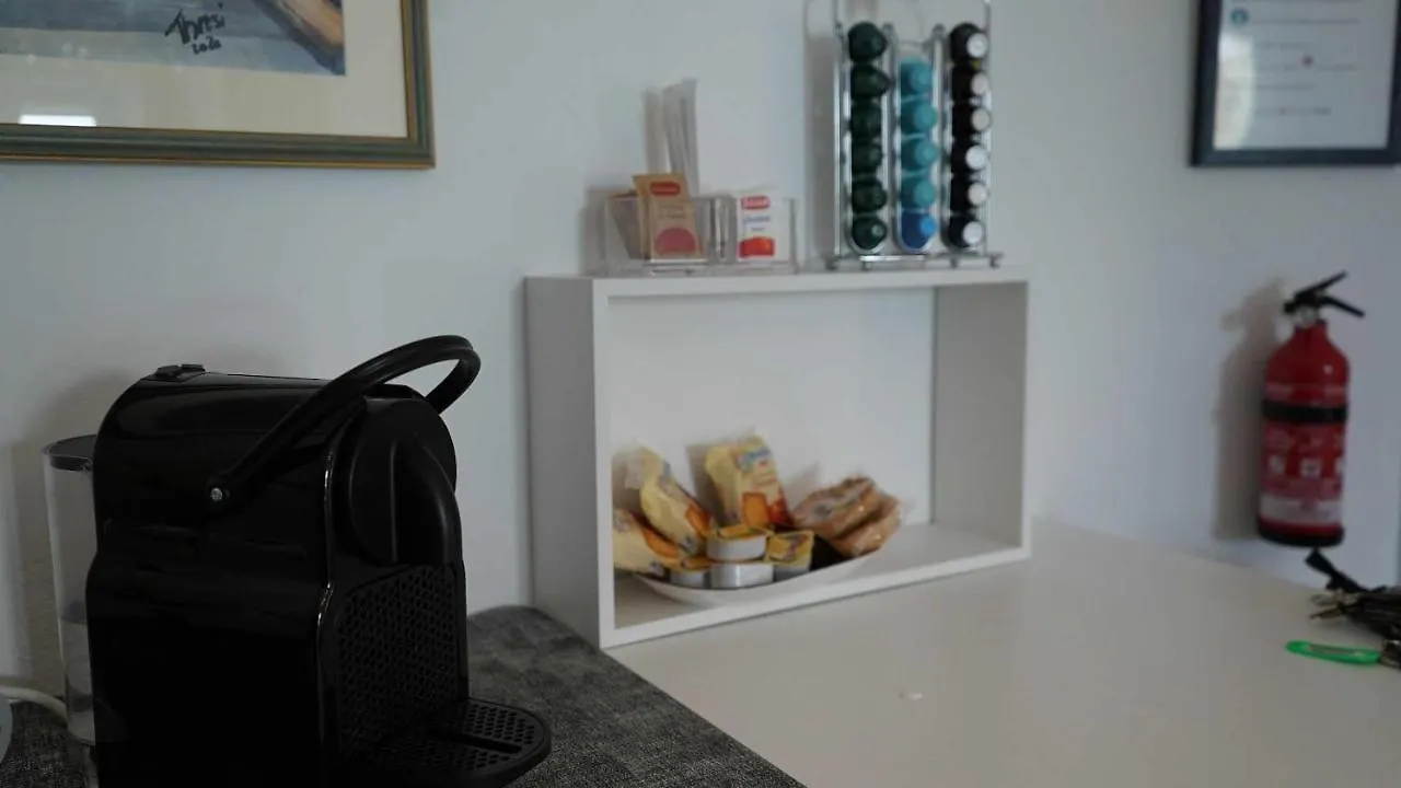 Therrys Home Destiny Home 6 ヴェローナ アパート