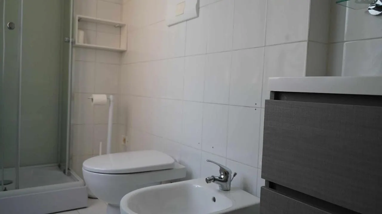 Therrys Home Destiny Home 6 Verona Apartment